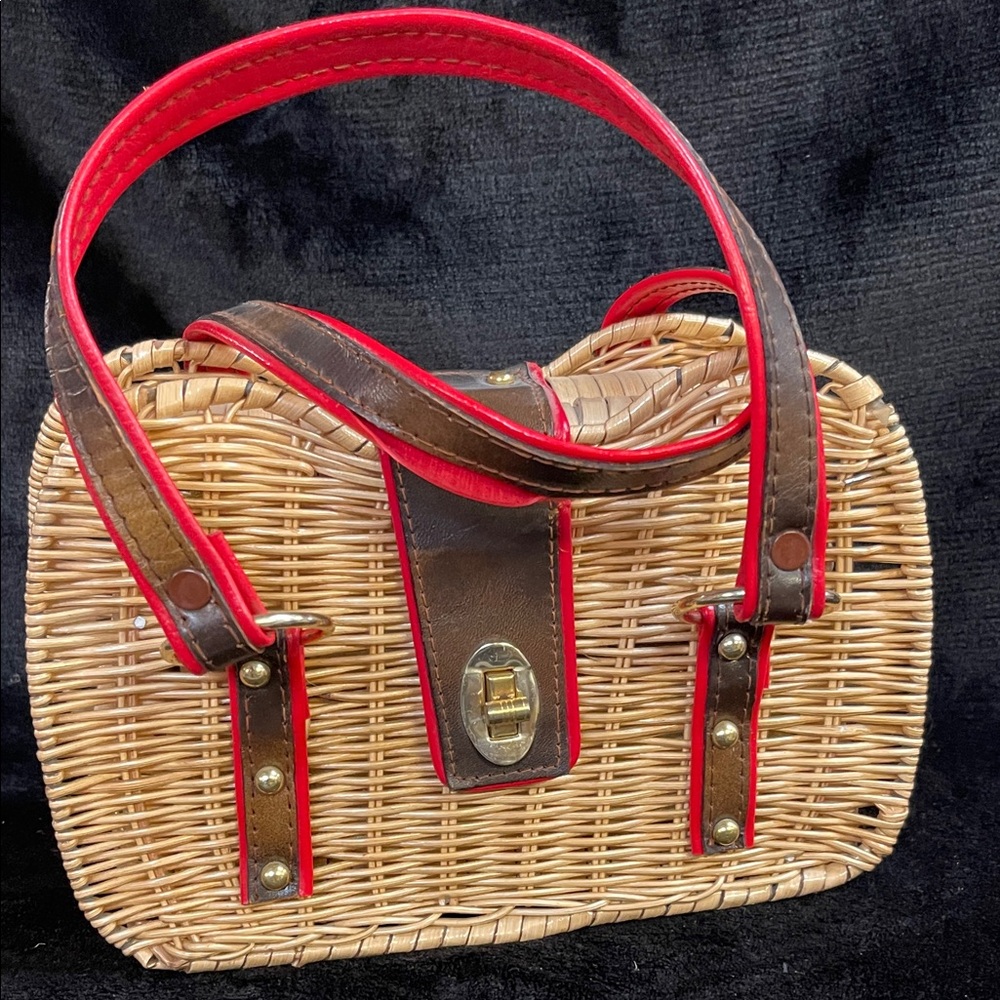 50-60’s - Stylish Tan and Red Woven Handbag